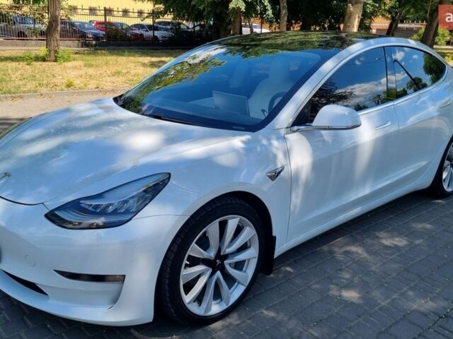 Білий Тесла Модель 3, об'ємом двигуна 0 л та пробігом 93 тис. км за 18500 $, фото 5 на Automoto.ua