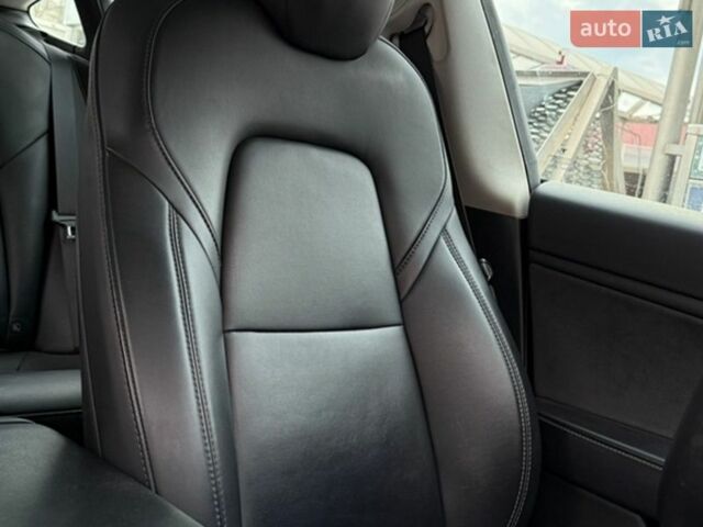 Белый Тесла Модель 3, объемом двигателя 0 л и пробегом 118 тыс. км за 18500 $, фото 12 на Automoto.ua