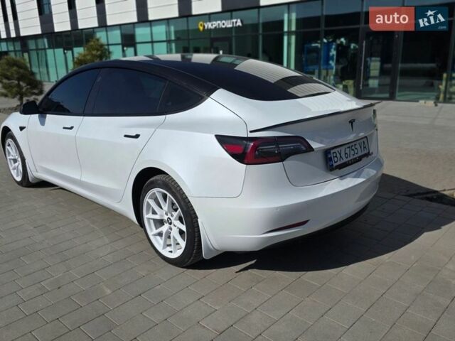 Белый Тесла Модель 3, объемом двигателя 0 л и пробегом 112 тыс. км за 16500 $, фото 7 на Automoto.ua
