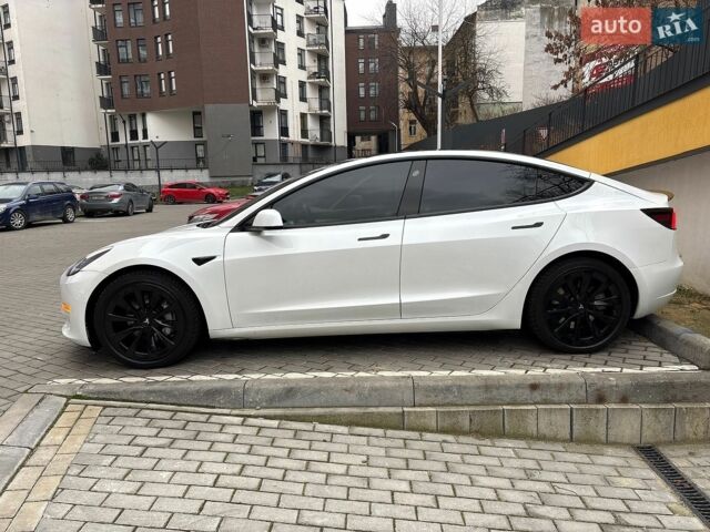 Белый Тесла Модель 3, объемом двигателя 0 л и пробегом 114 тыс. км за 19000 $, фото 6 на Automoto.ua