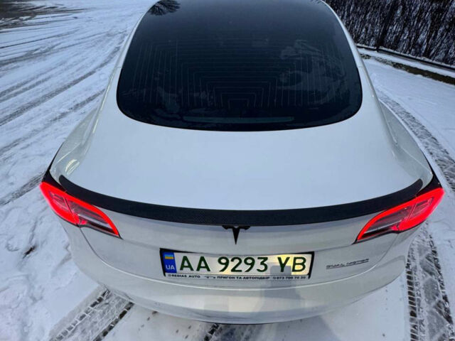 Білий Тесла Модель 3, об'ємом двигуна 0 л та пробігом 55 тис. км за 33600 $, фото 18 на Automoto.ua