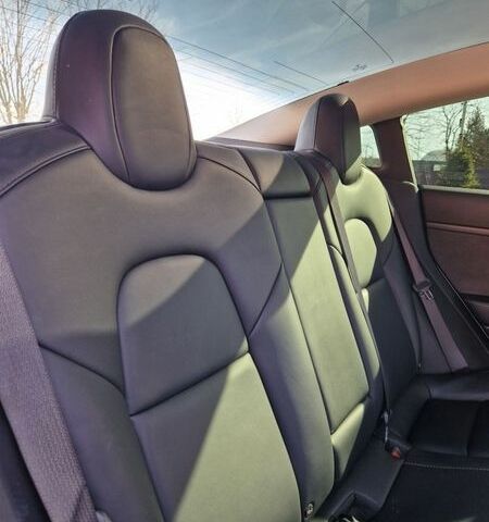 Белый Тесла Модель 3, объемом двигателя 0 л и пробегом 85 тыс. км за 15000 $, фото 42 на Automoto.ua