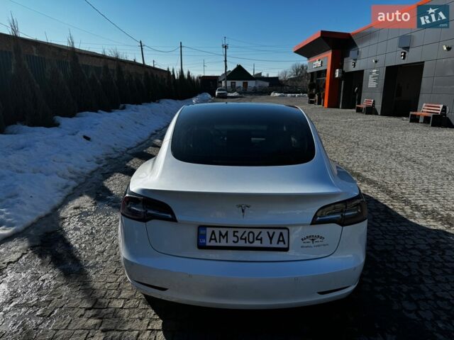 Белый Тесла Модель 3, объемом двигателя 0 л и пробегом 71 тыс. км за 17900 $, фото 6 на Automoto.ua