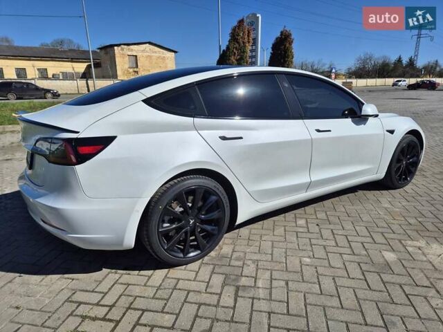 Тесла Модель 3 2020 у Мукачеве на Automoto.ua Білий Тесла Модель 3, об'ємом двигуна 0 л та пробігом 160 тис. км за 18499 $, фото 10 на Automoto.ua