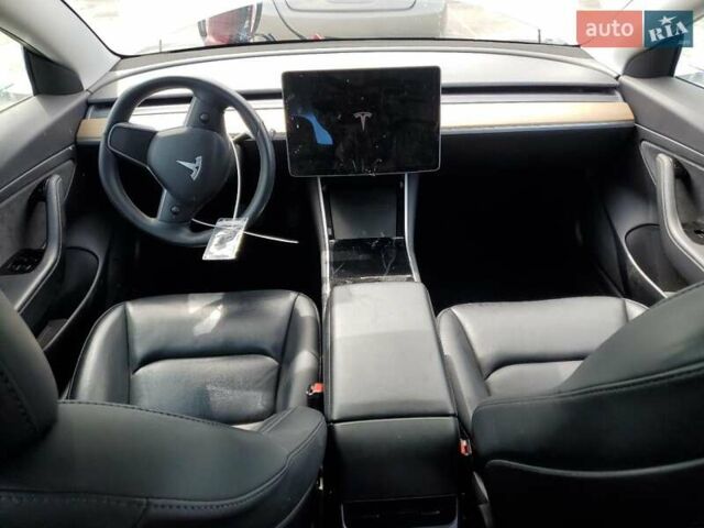 Тесла Модель 3 2020 у Львові на Automoto.ua Білий Тесла Модель 3, об'ємом двигуна 0 л та пробігом 43 тис. км за 3000 $, фото 7 на Automoto.ua