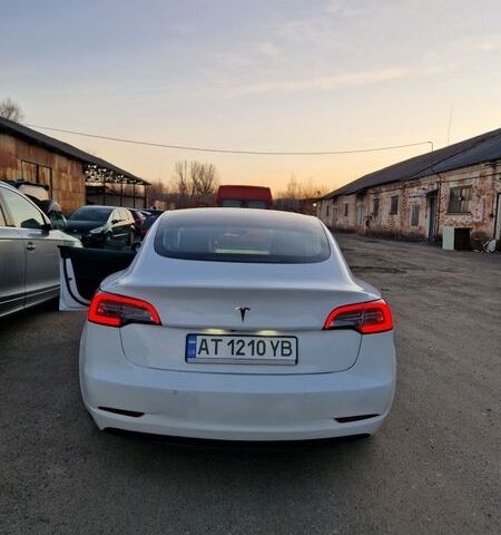Белый Тесла Модель 3, объемом двигателя 0 л и пробегом 85 тыс. км за 15000 $, фото 25 на Automoto.ua