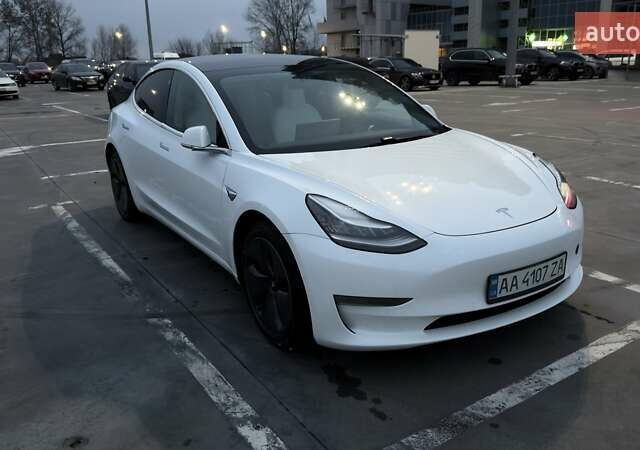 Білий Тесла Модель 3, об'ємом двигуна 0 л та пробігом 160 тис. км за 16000 $, фото 10 на Automoto.ua