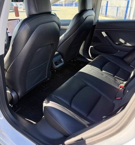 Белый Тесла Модель 3, объемом двигателя 0 л и пробегом 166 тыс. км за 19500 $, фото 20 на Automoto.ua