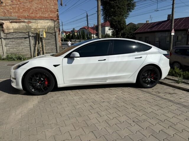 Белый Тесла Модель 3, объемом двигателя 0 л и пробегом 170 тыс. км за 19000 $, фото 6 на Automoto.ua