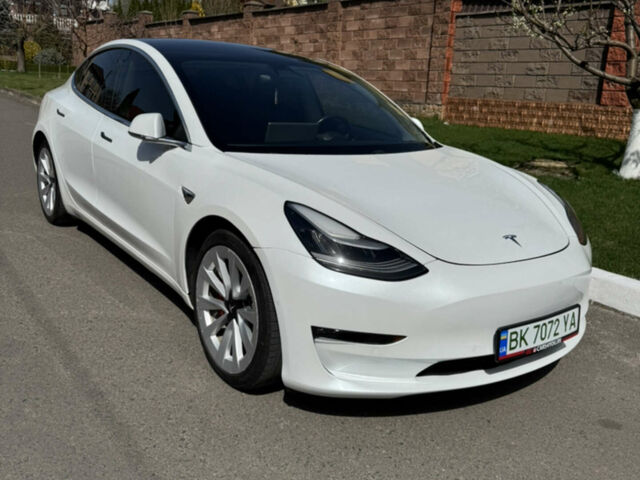 Білий Тесла Модель 3, об'ємом двигуна 0 л та пробігом 195 тис. км за 19000 $, фото 9 на Automoto.ua