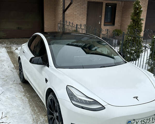 Білий Тесла Модель 3, об'ємом двигуна 0 л та пробігом 48 тис. км за 21000 $, фото 1 на Automoto.ua