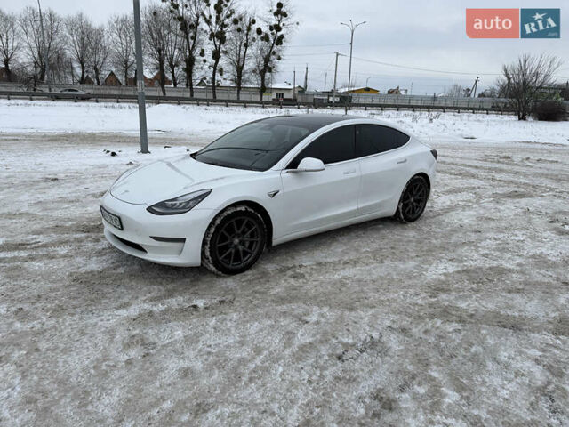 Белый Тесла Модель 3, объемом двигателя 0 л и пробегом 227 тыс. км за 14000 $, фото 7 на Automoto.ua
