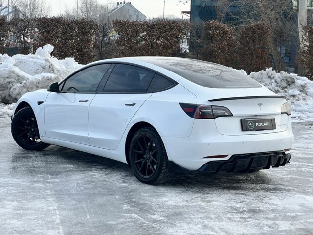 Белый Тесла Модель 3, объемом двигателя 0 л и пробегом 90 тыс. км за 19999 $, фото 4 на Automoto.ua