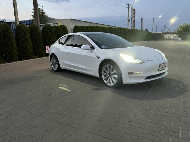 Белый Тесла Модель 3, объемом двигателя 0 л и пробегом 90 тыс. км за 17900 $, фото 6 на Automoto.ua