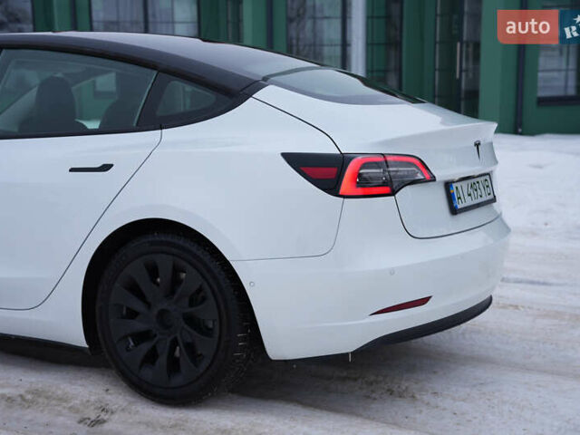 Білий Тесла Модель 3, об'ємом двигуна 0 л та пробігом 90 тис. км за 16999 $, фото 10 на Automoto.ua