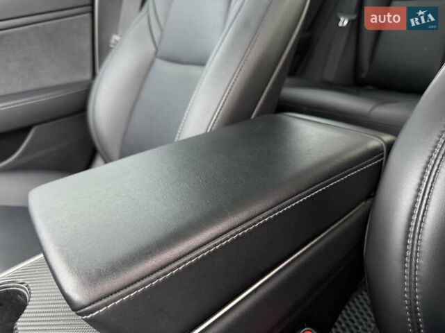 Білий Тесла Модель 3, об'ємом двигуна 0 л та пробігом 73 тис. км за 23850 $, фото 22 на Automoto.ua