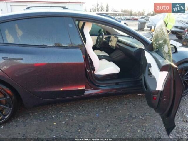 Белый Тесла Модель 3, объемом двигателя 1.98 л и пробегом 22 тыс. км за 16000 $, фото 8 на Automoto.ua