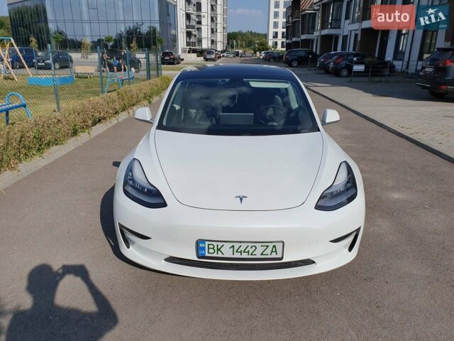 Білий Тесла Модель 3, об'ємом двигуна 0 л та пробігом 102 тис. км за 20700 $, фото 28 на Automoto.ua