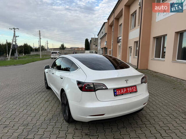 Білий Тесла Модель 3, об'ємом двигуна 0 л та пробігом 192 тис. км за 13400 $, фото 15 на Automoto.ua