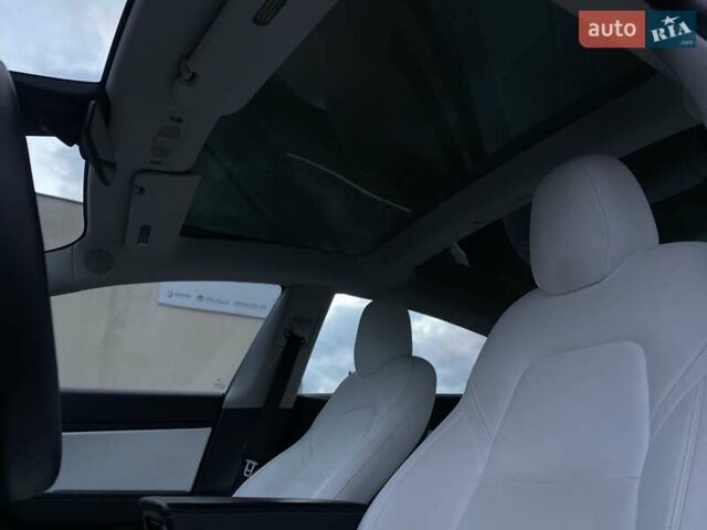Тесла Модель 3 2020 у Стрые на Automoto.ua Білий Тесла Модель 3, об'ємом двигуна 0 л та пробігом 101 тис. км за 15990 $, фото 18 на Automoto.ua
