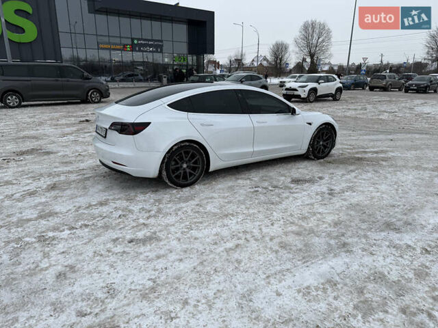 Белый Тесла Модель 3, объемом двигателя 0 л и пробегом 227 тыс. км за 14000 $, фото 4 на Automoto.ua