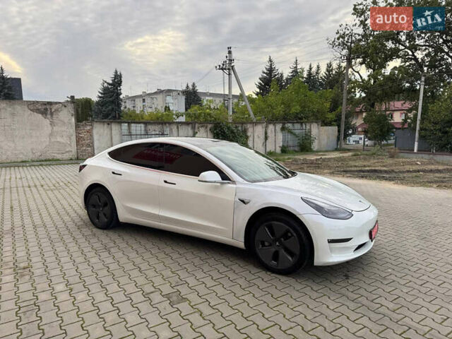 Білий Тесла Модель 3, об'ємом двигуна 0 л та пробігом 192 тис. км за 13400 $, фото 3 на Automoto.ua
