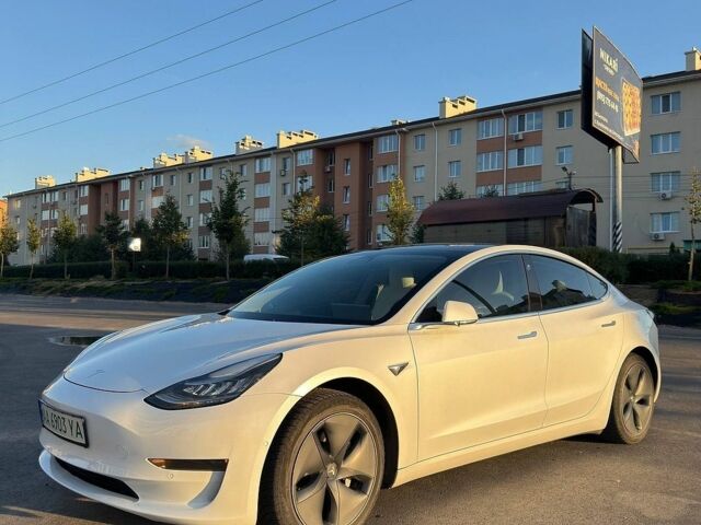 Білий Тесла Модель 3, об'ємом двигуна 0 л та пробігом 90 тис. км за 15500 $, фото 2 на Automoto.ua