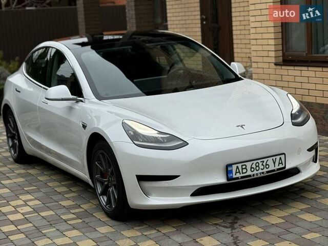 Білий Тесла Модель 3, об'ємом двигуна 0 л та пробігом 60 тис. км за 18500 $, фото 40 на Automoto.ua