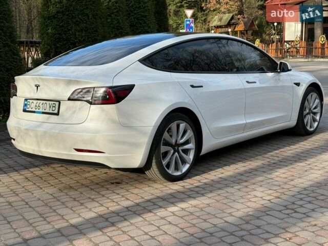 Білий Тесла Модель 3, об'ємом двигуна 0 л та пробігом 89 тис. км за 19900 $, фото 17 на Automoto.ua
