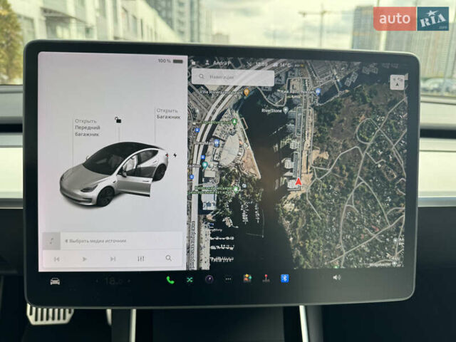 Білий Тесла Модель 3, об'ємом двигуна 0 л та пробігом 63 тис. км за 21000 $, фото 1 на Automoto.ua