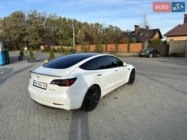 Белый Тесла Модель 3, объемом двигателя 0 л и пробегом 77 тыс. км за 28999 $, фото 23 на Automoto.ua