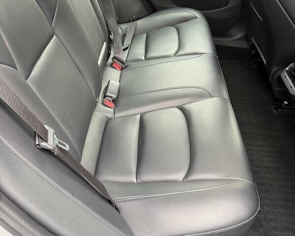 Білий Тесла Модель 3, об'ємом двигуна 0 л та пробігом 58 тис. км за 23000 $, фото 7 на Automoto.ua