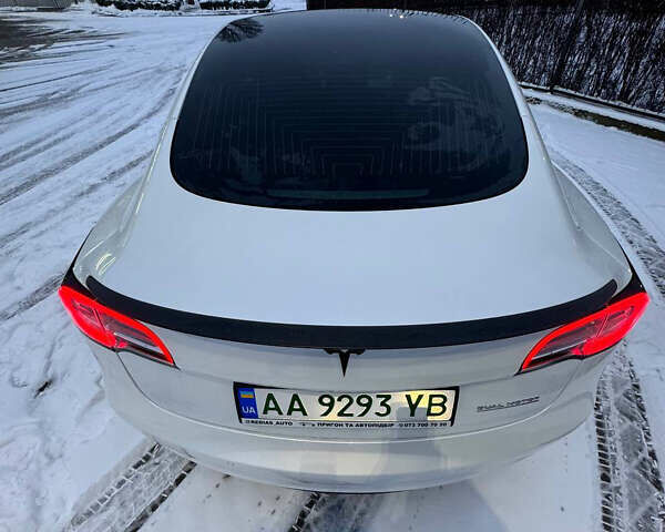 Белый Тесла Модель 3, объемом двигателя 0 л и пробегом 55 тыс. км за 33600 $, фото 19 на Automoto.ua