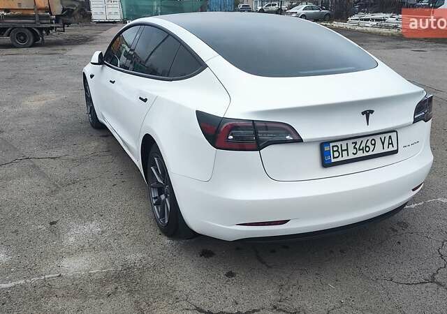 Белый Тесла Модель 3, объемом двигателя 0 л и пробегом 43 тыс. км за 25000 $, фото 17 на Automoto.ua