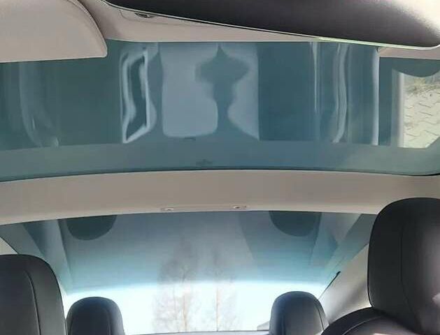 Білий Тесла Модель 3, об'ємом двигуна 0 л та пробігом 47 тис. км за 26200 $, фото 13 на Automoto.ua