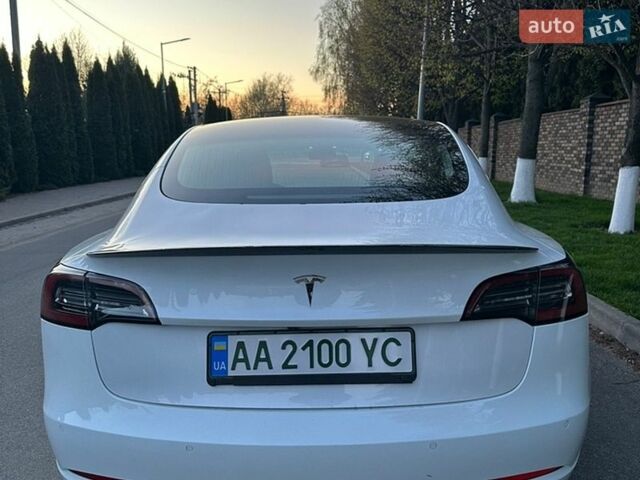 Белый Тесла Модель 3, объемом двигателя 0 л и пробегом 112 тыс. км за 15100 $, фото 7 на Automoto.ua