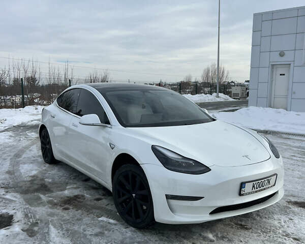 Білий Тесла Модель 3, об'ємом двигуна 0 л та пробігом 79 тис. км за 16200 $, фото 9 на Automoto.ua