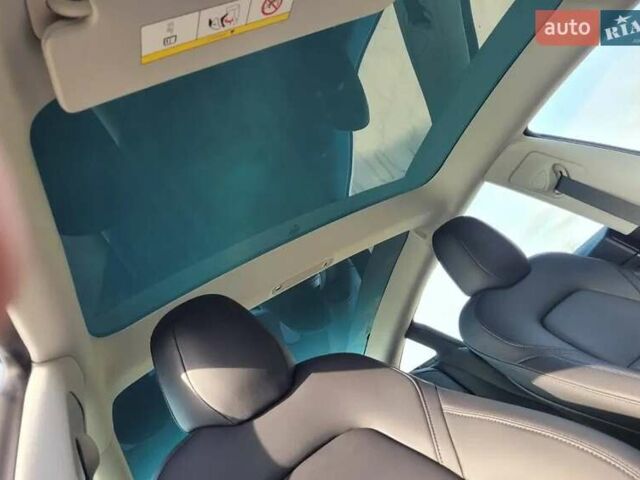 Білий Тесла Модель 3, об'ємом двигуна 0 л та пробігом 47 тис. км за 26200 $, фото 12 на Automoto.ua