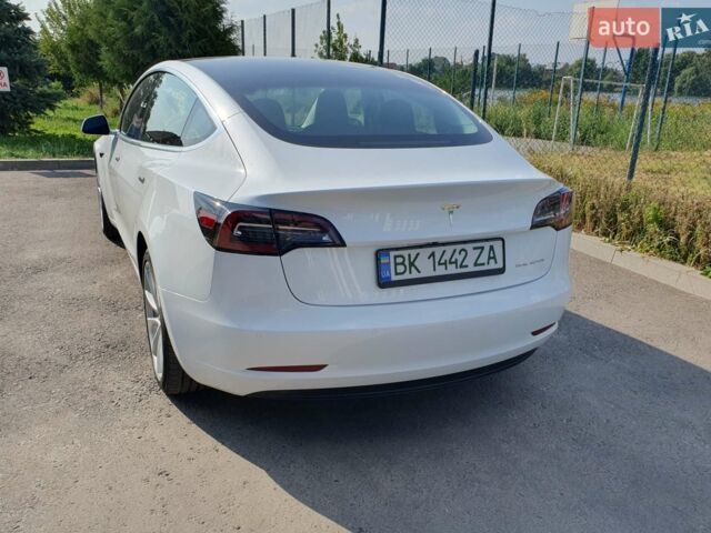 Білий Тесла Модель 3, об'ємом двигуна 0 л та пробігом 102 тис. км за 20700 $, фото 34 на Automoto.ua