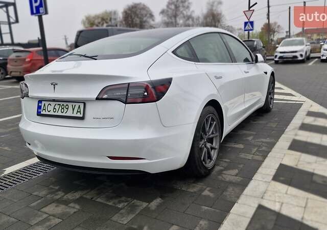 Белый Тесла Модель 3, объемом двигателя 0 л и пробегом 93 тыс. км за 16800 $, фото 6 на Automoto.ua