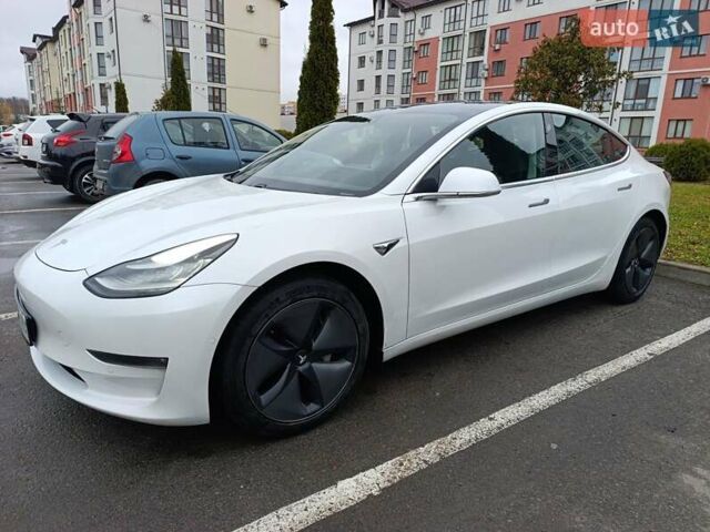 Білий Тесла Модель 3, об'ємом двигуна 0 л та пробігом 112 тис. км за 18500 $, фото 9 на Automoto.ua