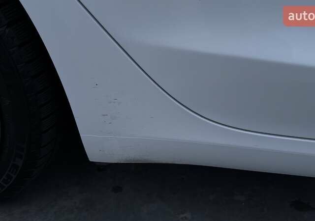 Білий Тесла Модель 3, об'ємом двигуна 0 л та пробігом 160 тис. км за 16000 $, фото 21 на Automoto.ua