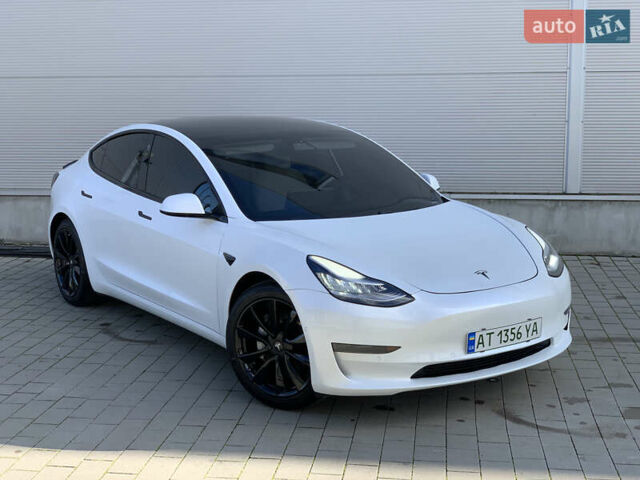 Тесла Модель 3 2020 у Івано-Франківську на Automoto.ua Білий Тесла Модель 3, об'ємом двигуна 0 л та пробігом 145 тис. км за 14850 $, фото 7 на Automoto.ua