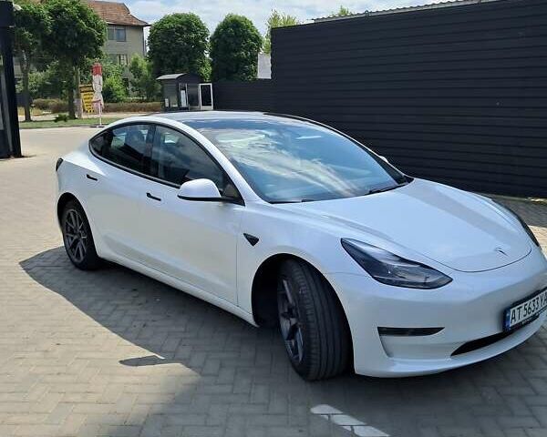 Белый Тесла Модель 3, объемом двигателя 0 л и пробегом 105 тыс. км за 19950 $, фото 17 на Automoto.ua