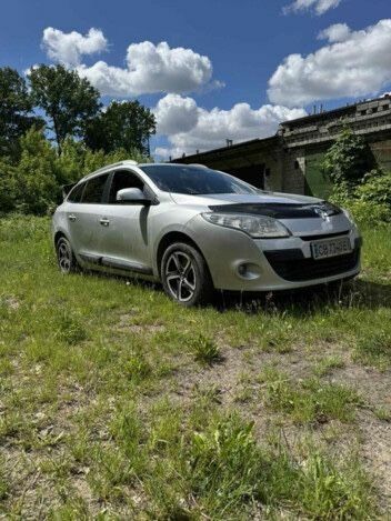 Белый Тесла Модель 3, объемом двигателя 0 л и пробегом 178 тыс. км за 14999 $, фото 20 на Automoto.ua