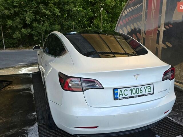 Білий Тесла Модель 3, об'ємом двигуна 0 л та пробігом 194 тис. км за 17500 $, фото 3 на Automoto.ua
