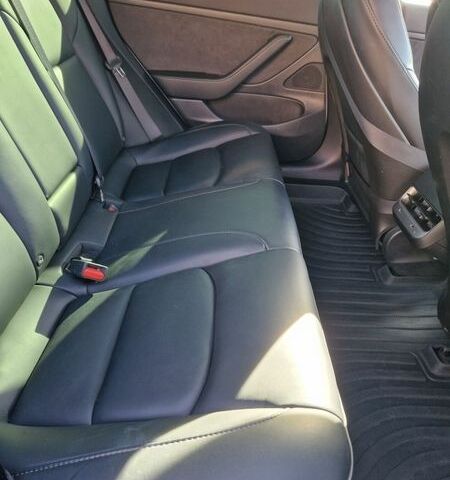 Белый Тесла Модель 3, объемом двигателя 0 л и пробегом 85 тыс. км за 15000 $, фото 39 на Automoto.ua