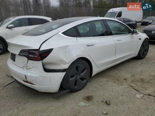 Белый Тесла Модель 3, объемом двигателя 0 л и пробегом 92 тыс. км за 2850 $, фото 2 на Automoto.ua