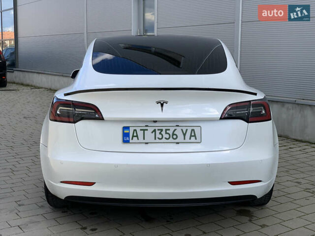 Тесла Модель 3 2020 у Івано-Франківську на Automoto.ua Білий Тесла Модель 3, об'ємом двигуна 0 л та пробігом 145 тис. км за 14850 $, фото 75 на Automoto.ua