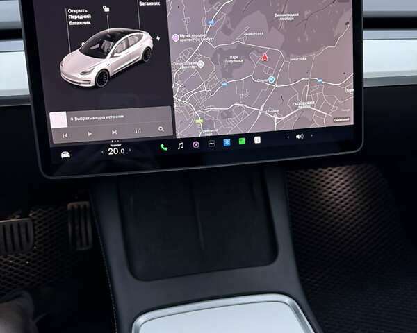 Білий Тесла Модель 3, об'ємом двигуна 0 л та пробігом 203 тис. км за 21500 $, фото 10 на Automoto.ua